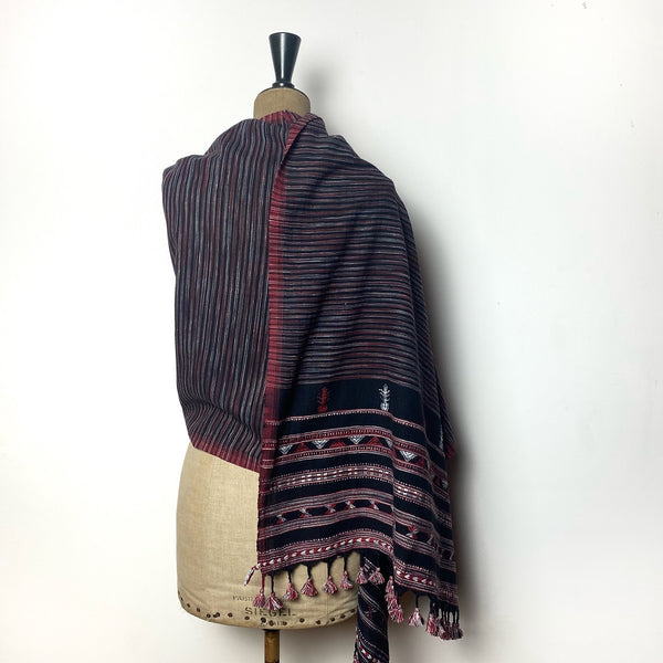 Bhujodi Cotton Stole: Red and Black