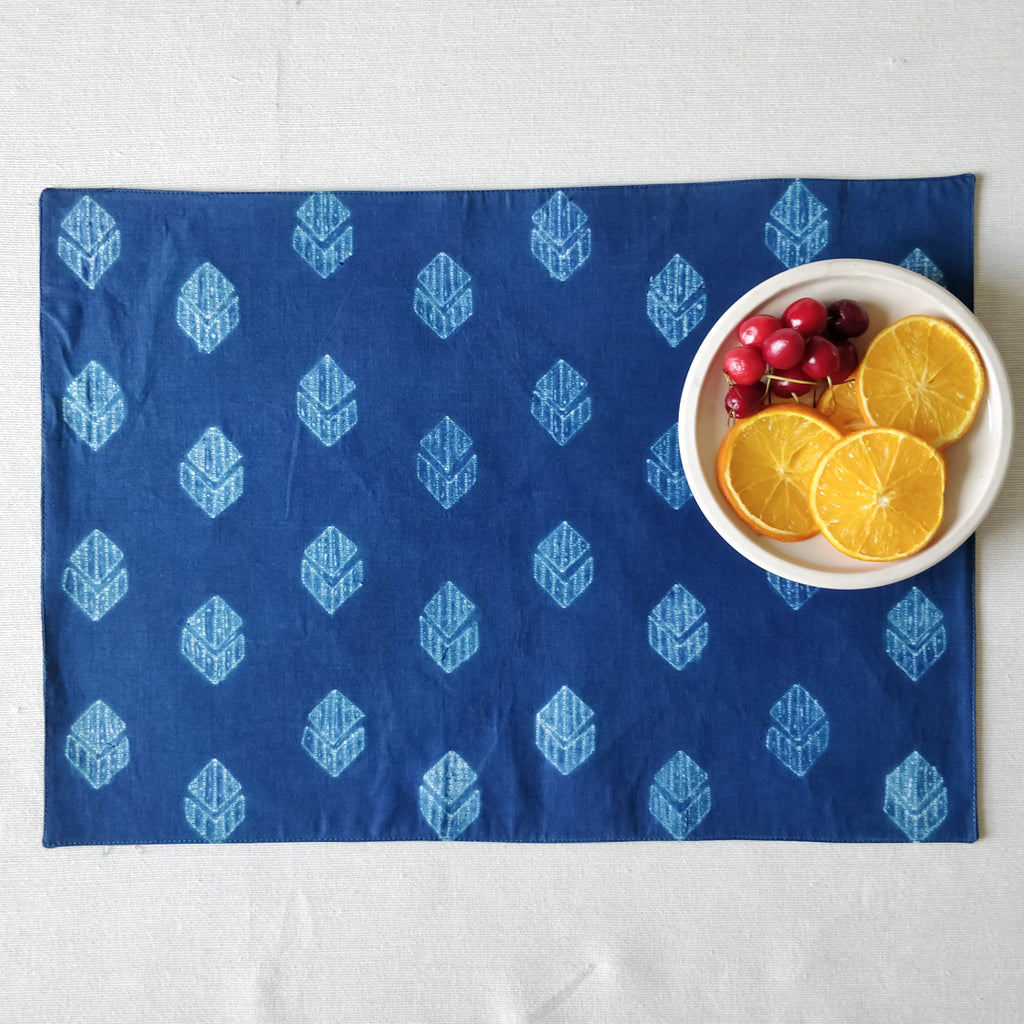 Ditsy Shibori Table Mat: Set of Six: Blue