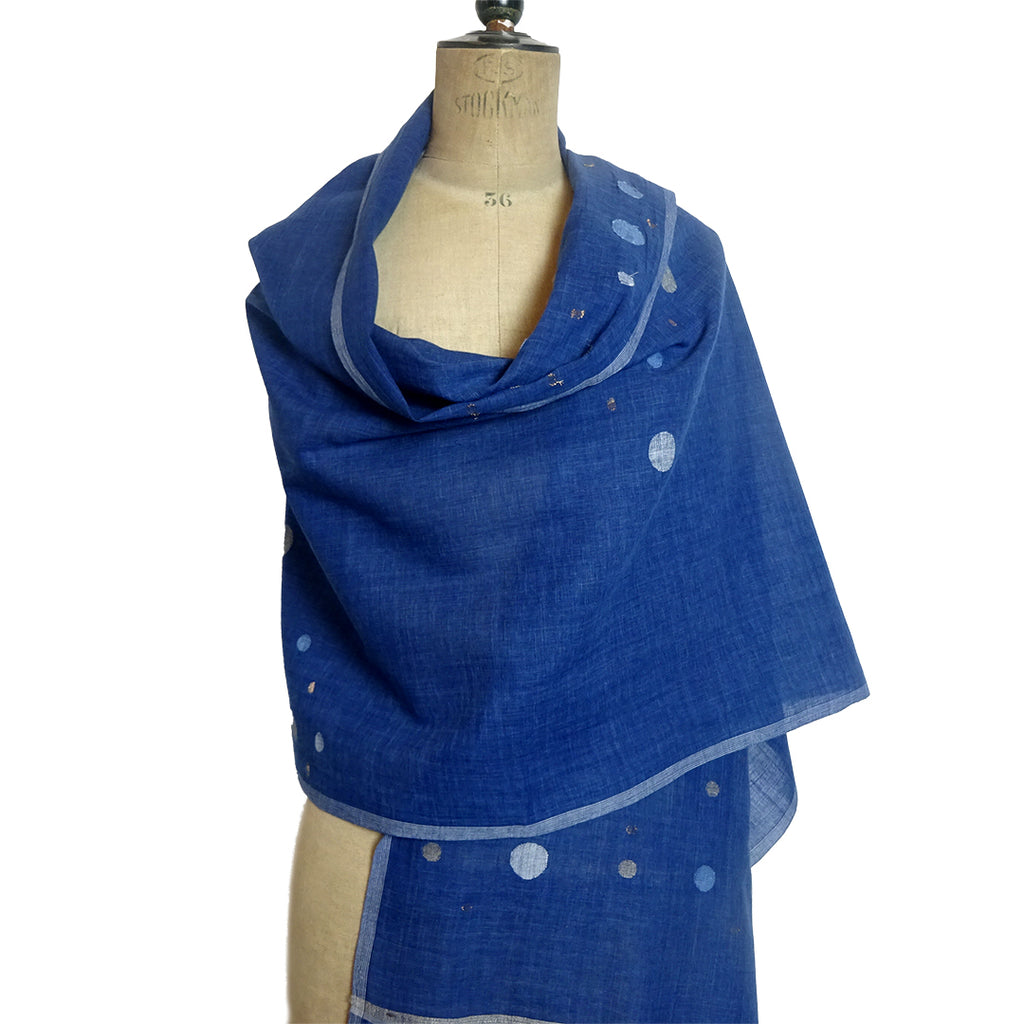 Natural Indigo Hand Spun Muslin Jamdani Stole: Random Circle: Indigo Blue