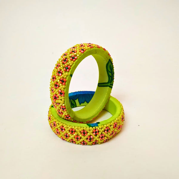 Pair of Beaded Bangles: Pale Green and Red (Set of 2)