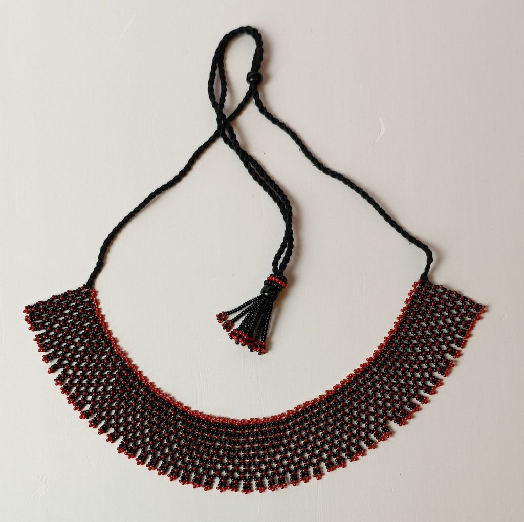 Anvi Shah's Beaded Necklace: Black and Red