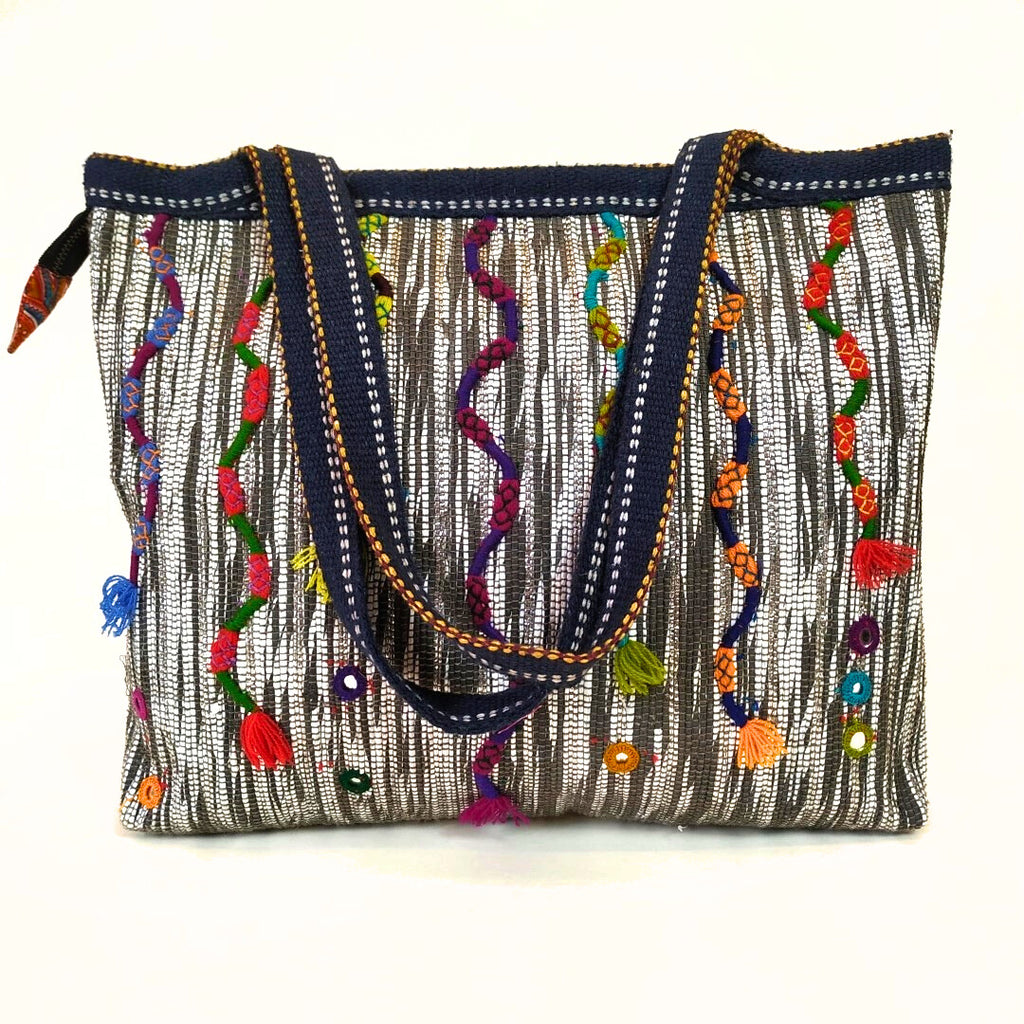 Vintage Embroidery Shoulder Bag: Multicolour