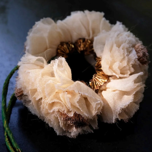 Pure Ghee Ivory Genda Gajra: White