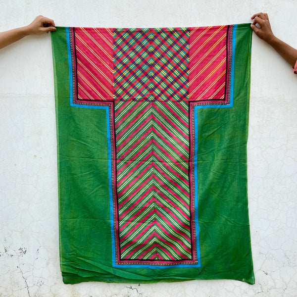 Parcheesi Multicolour Block Printed Wrap: Green