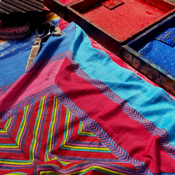 Manak Square: Multicolour